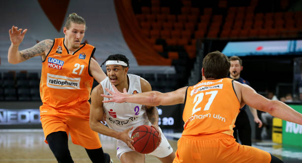 欢网球的人 欢网球的人