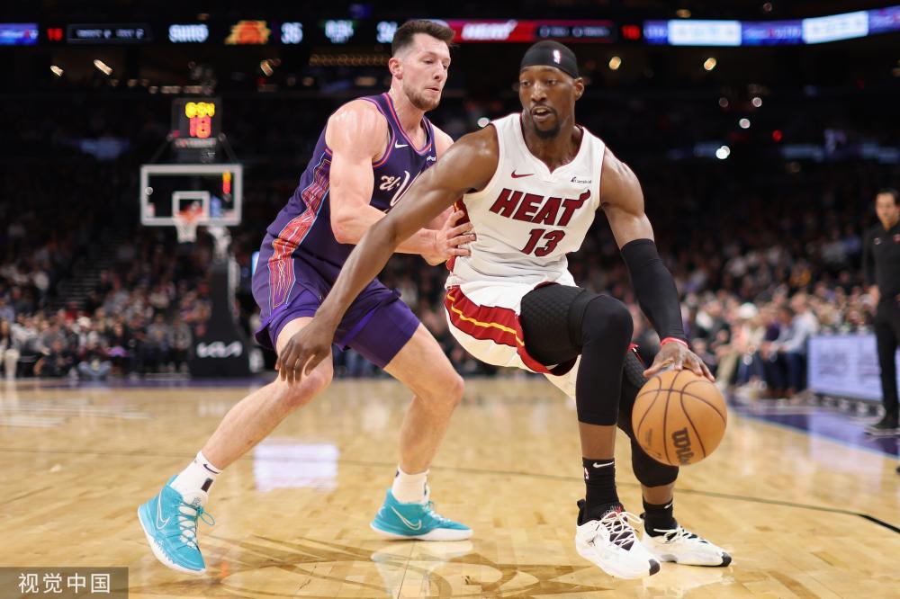 对于一名正 对于一名正